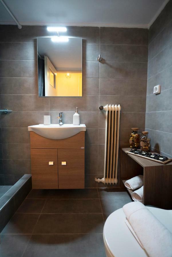 Cozy Apt Next To Metro And Close To Acropolis! Athènes Extérieur photo