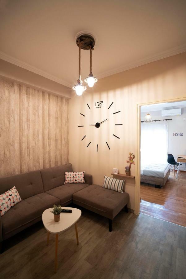 Cozy Apt Next To Metro And Close To Acropolis! Athènes Extérieur photo