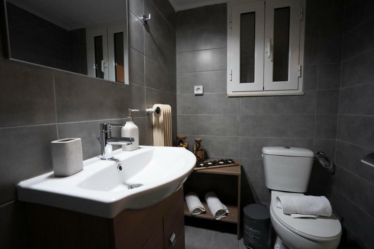 Cozy Apt Next To Metro And Close To Acropolis! Athènes Extérieur photo